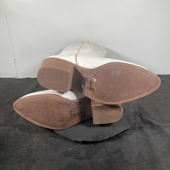 Women's 9 White Unbranded, Vintage Cowgirl boots, Boots in Excellent Condition - Picture 8 of 12